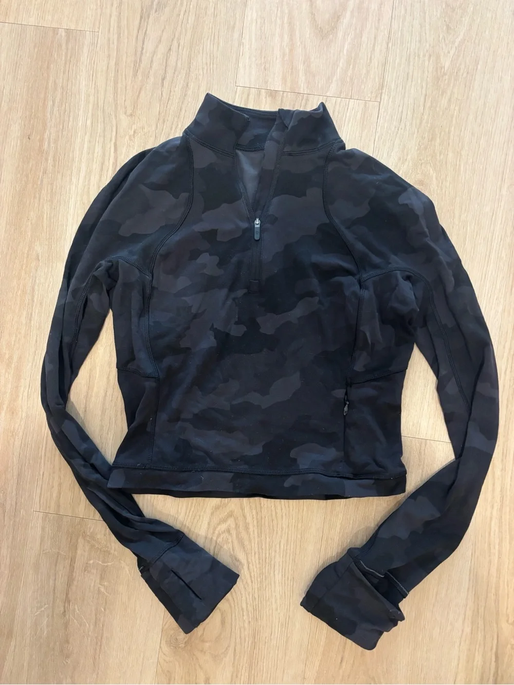 Lululemon black cropped define jacket quarter zip